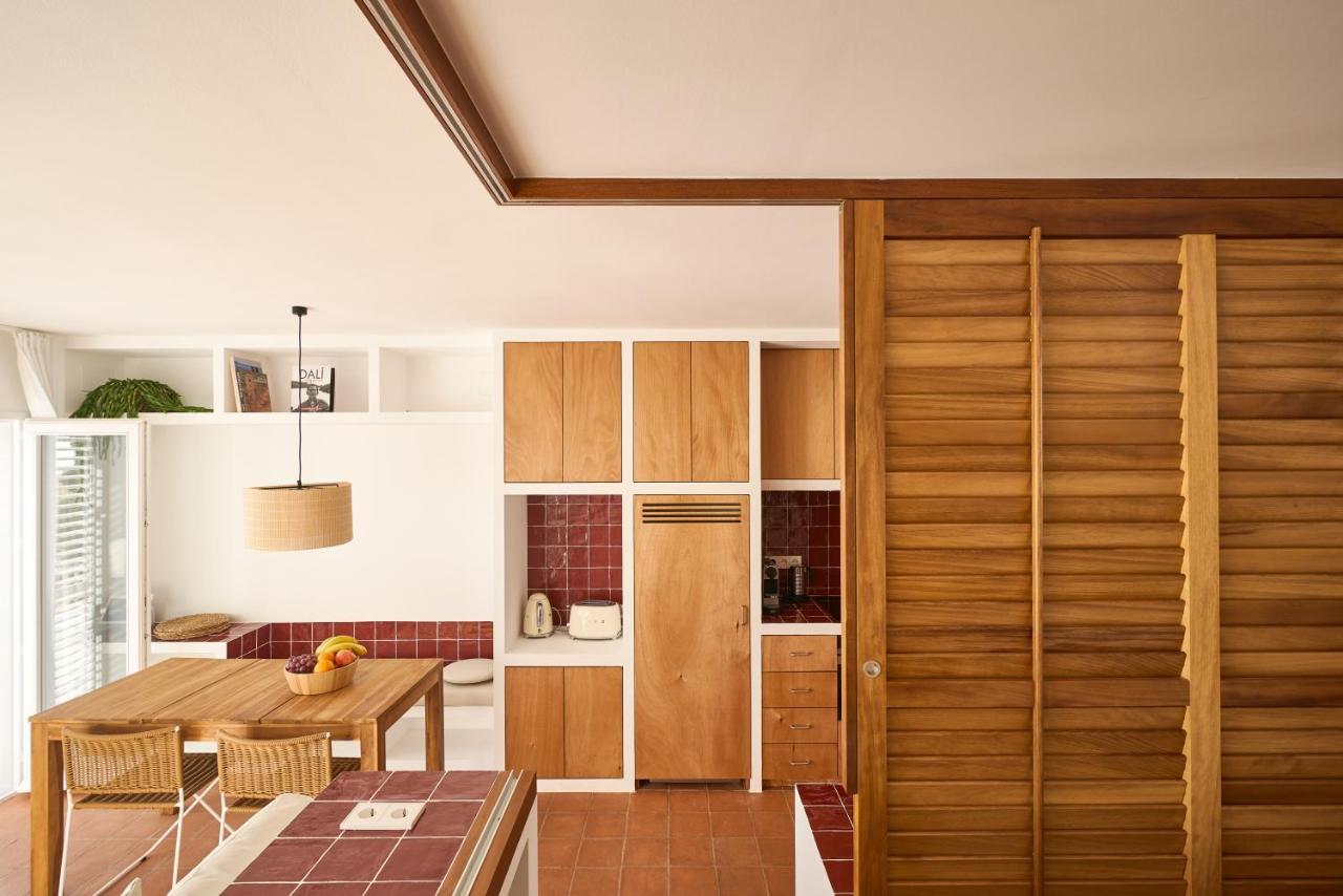 Beachfront Suite In Cadaques Center Eksteriør billede